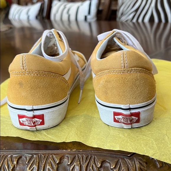 Vans Unisex shoes ( men 7 womens 8.5 ) - Picture 2 of 10